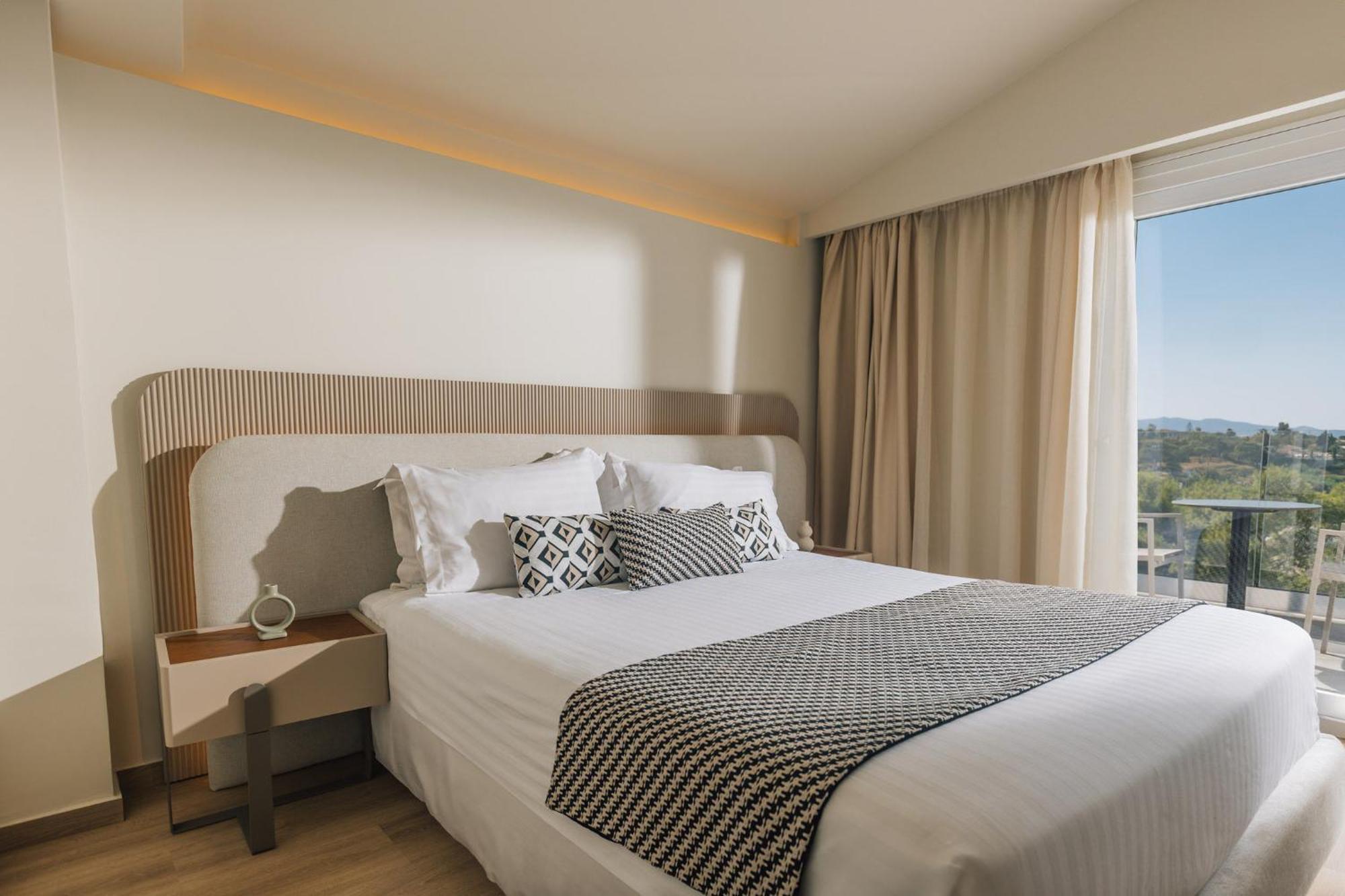 Alexandra Beach Resort & Spa Циливи Екстериор снимка