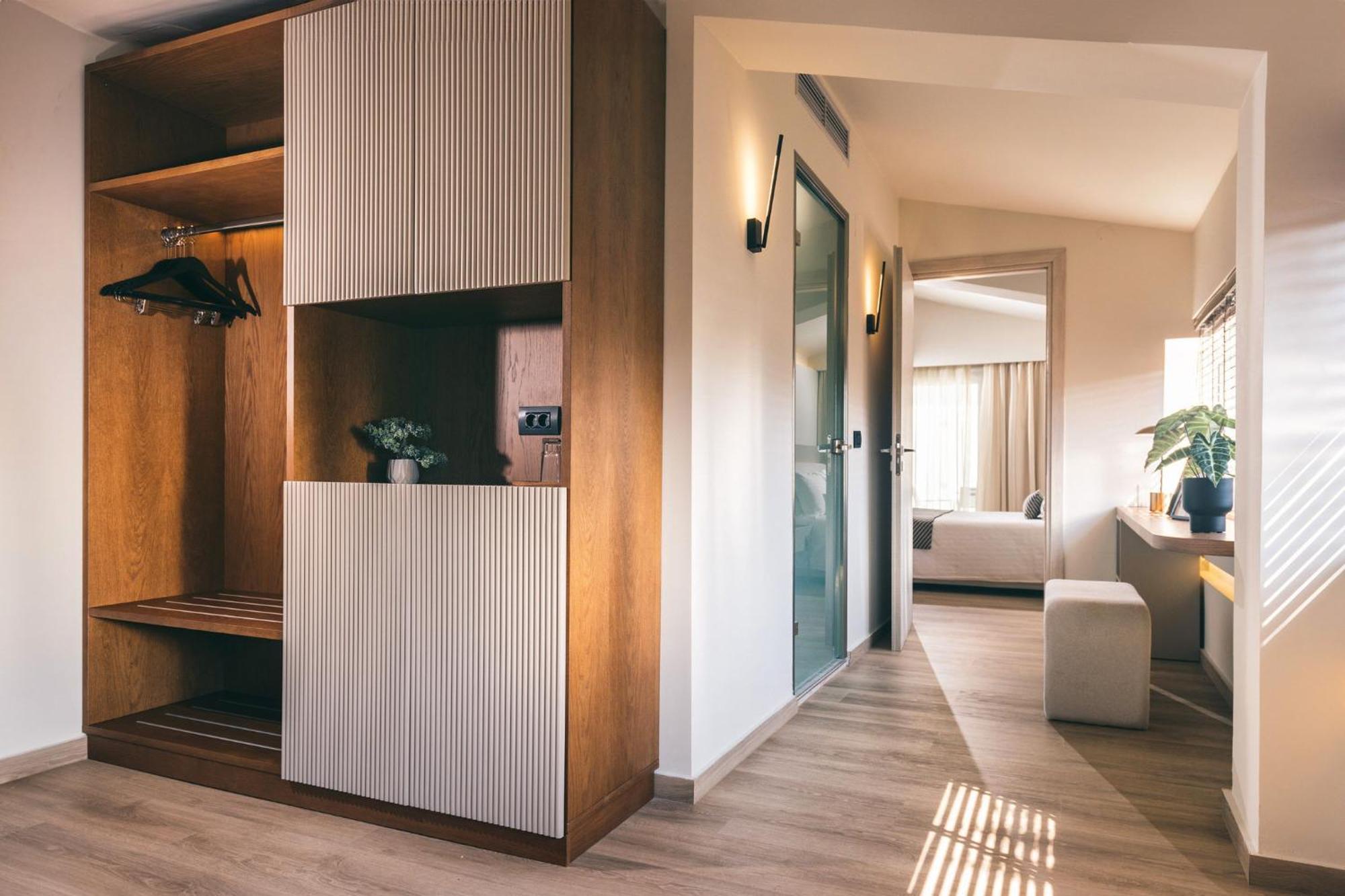 Alexandra Beach Resort & Spa Циливи Екстериор снимка