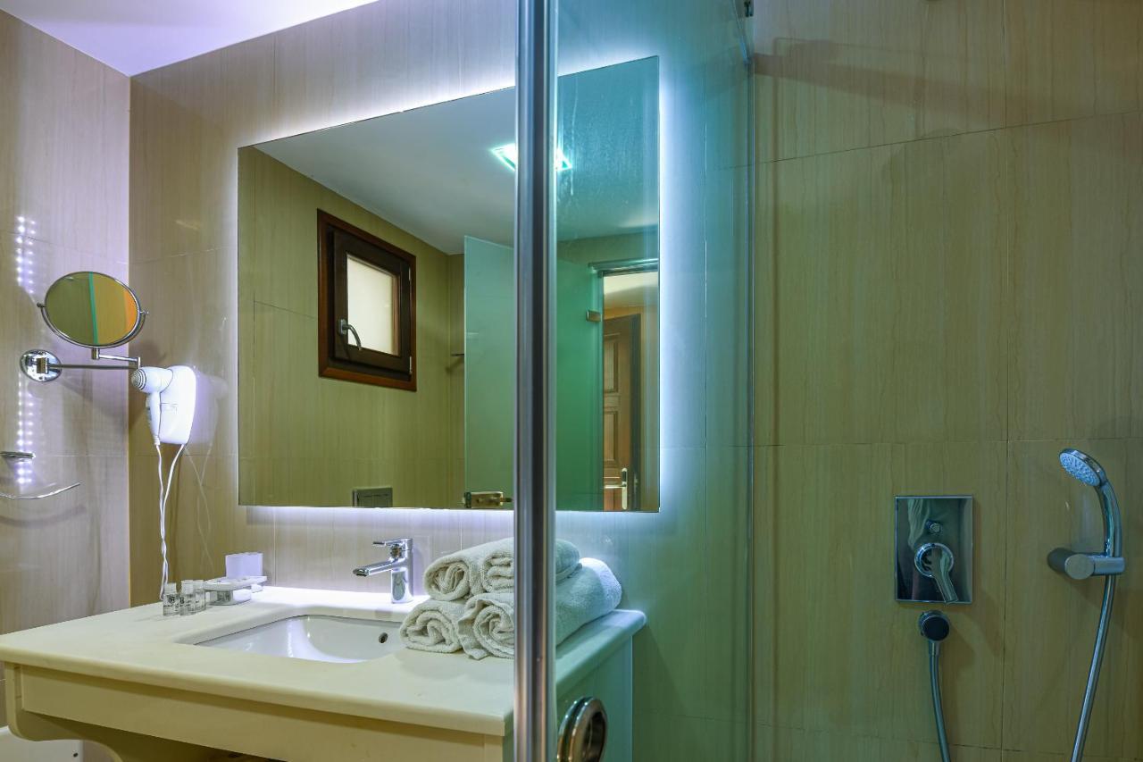 Alexandra Beach Resort & Spa Циливи Екстериор снимка